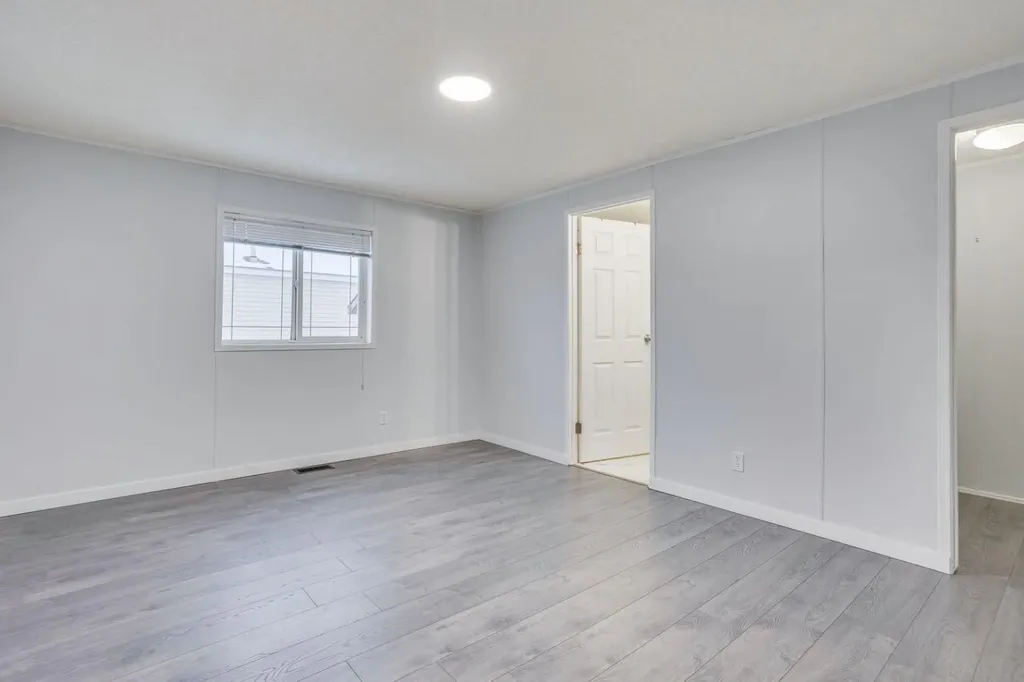164 Grandview Crescent Fort Mcmurray AB T9H 4X8
