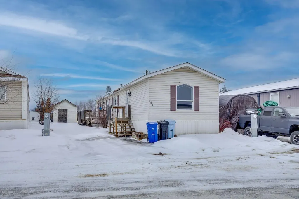 164 Grandview Crescent Fort Mcmurray AB T9H 4X8