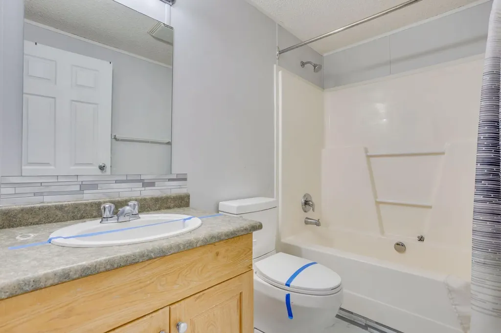 164 Grandview Crescent Fort Mcmurray AB T9H 4X8
