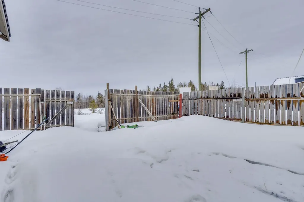 164 Grandview Crescent Fort Mcmurray AB T9H 4X8