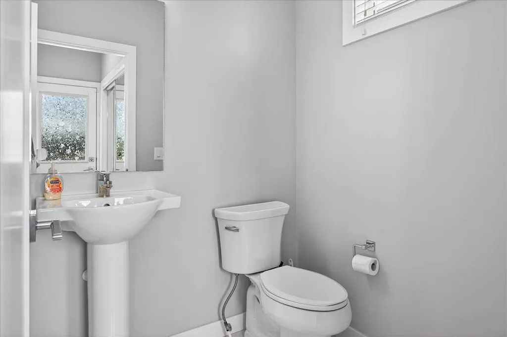 170 Creekside Drive SW Calgary AB T2X 4A8