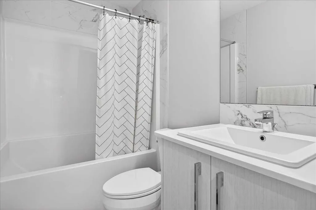 170 Creekside Drive SW Calgary AB T2X 4A8
