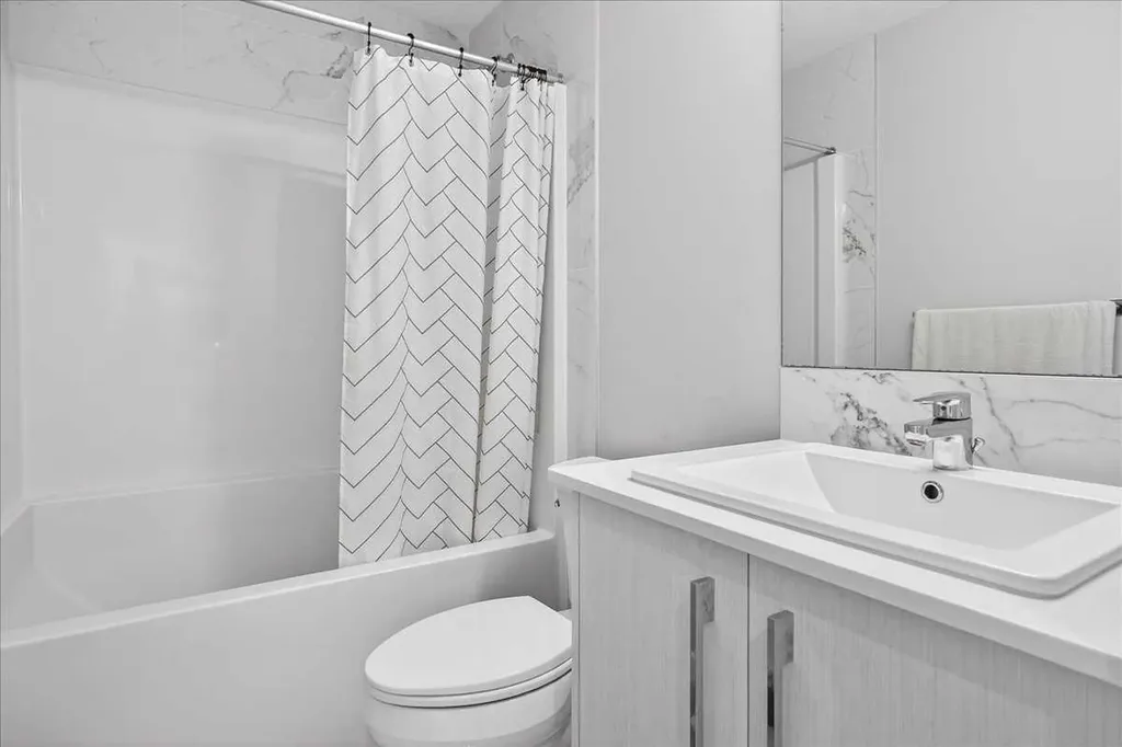 170 Creekside Drive SW Calgary AB T2X 4A8