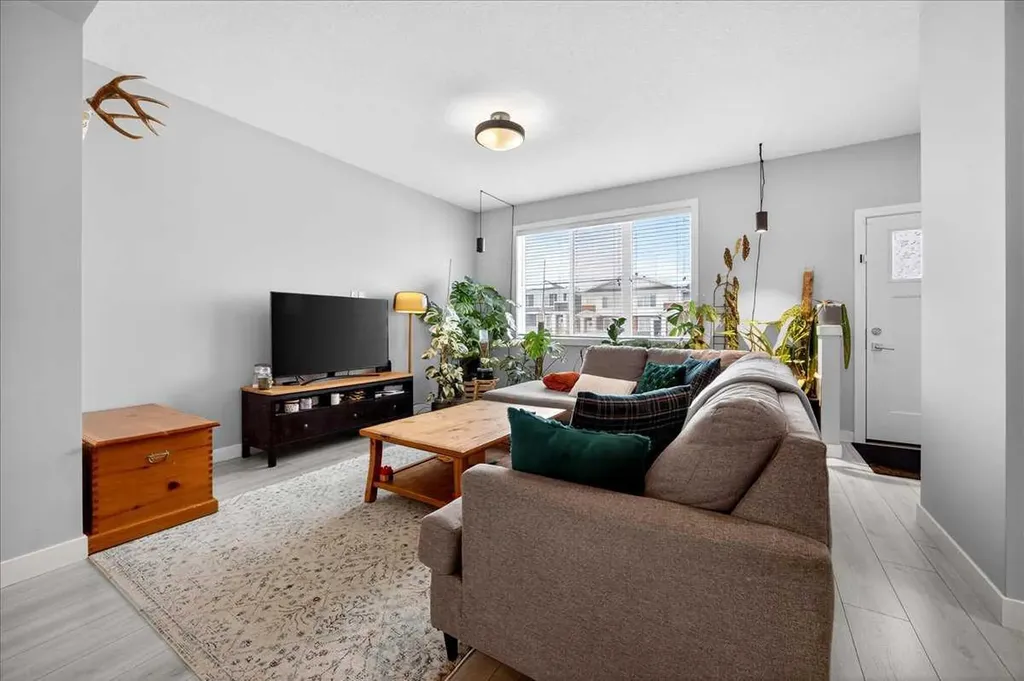170 Creekside Drive SW Calgary AB T2X 4A8