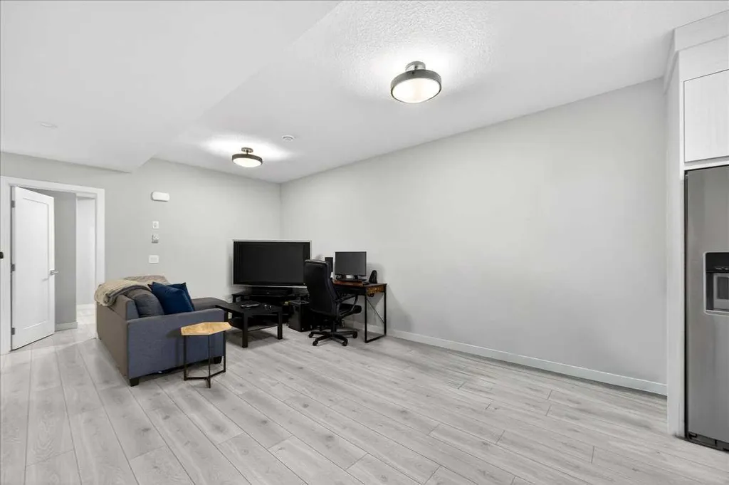 170 Creekside Drive SW Calgary AB T2X 4A8