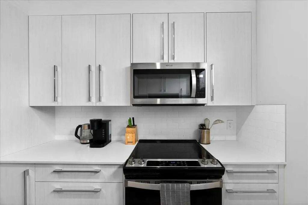 170 Creekside Drive SW Calgary AB T2X 4A8