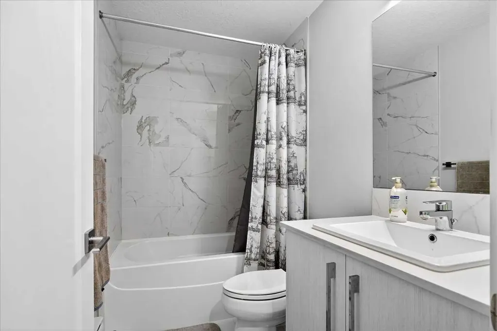 170 Creekside Drive SW Calgary AB T2X 4A8