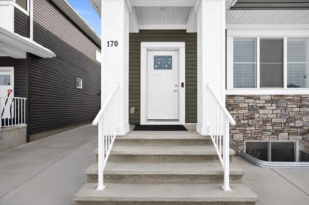 170 Creekside Drive SW Calgary AB T2X 4A8
