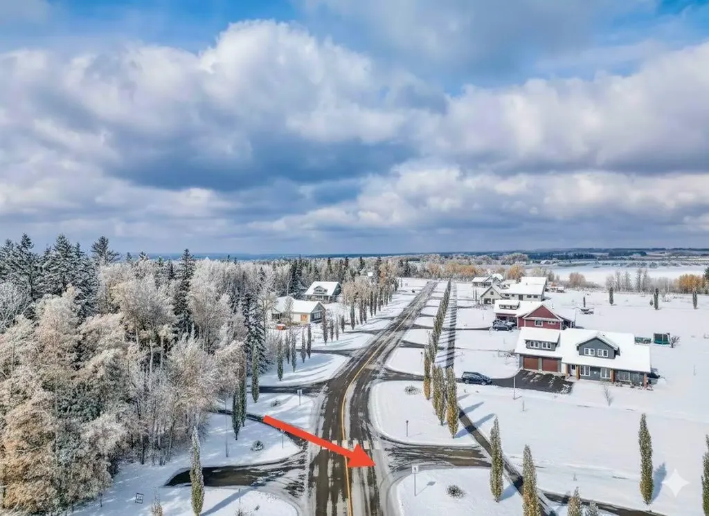 5-28124 Township Road 412 Rural Lacombe County AB T4L0J6