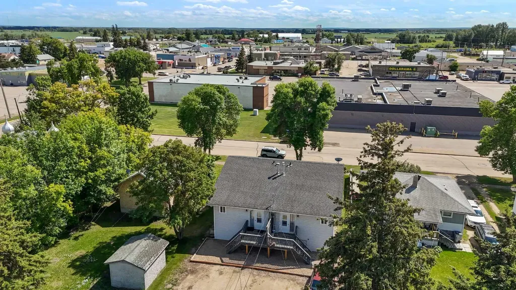 4908 54 Avenue High Prairie AB T0G 1E0