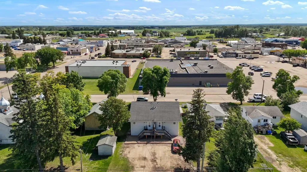 4908 54 Avenue High Prairie AB T0G 1E0