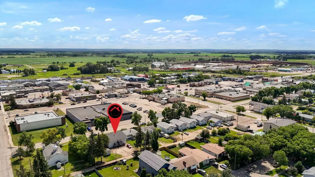 4908 54 Avenue High Prairie AB T0G 1E0