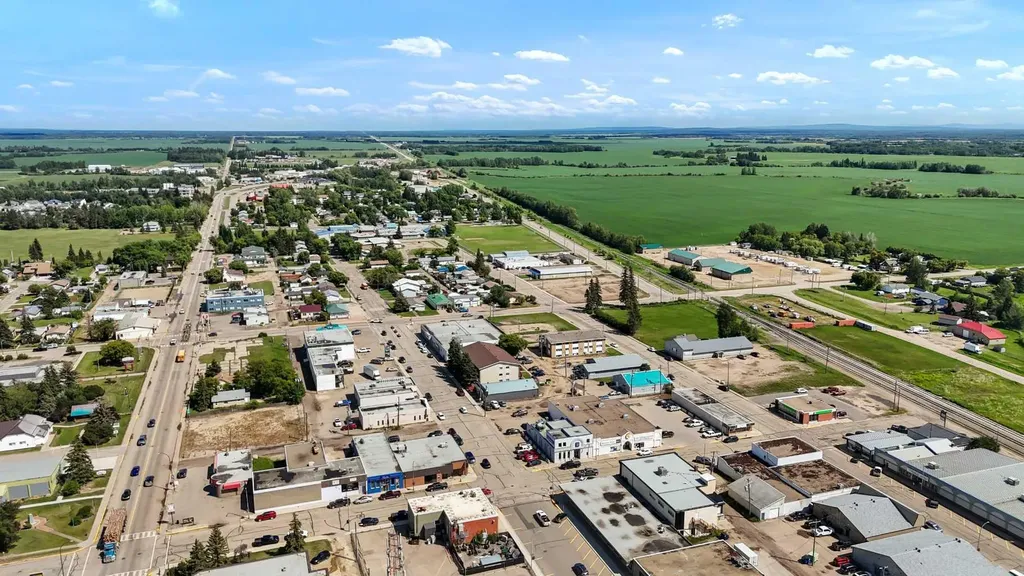 4908 54 Avenue High Prairie AB T0G 1E0