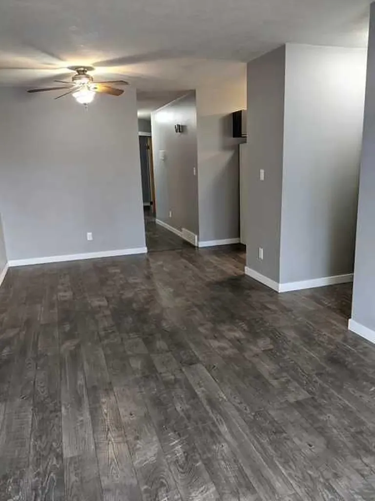 4908 54 Avenue High Prairie AB T0G 1E0