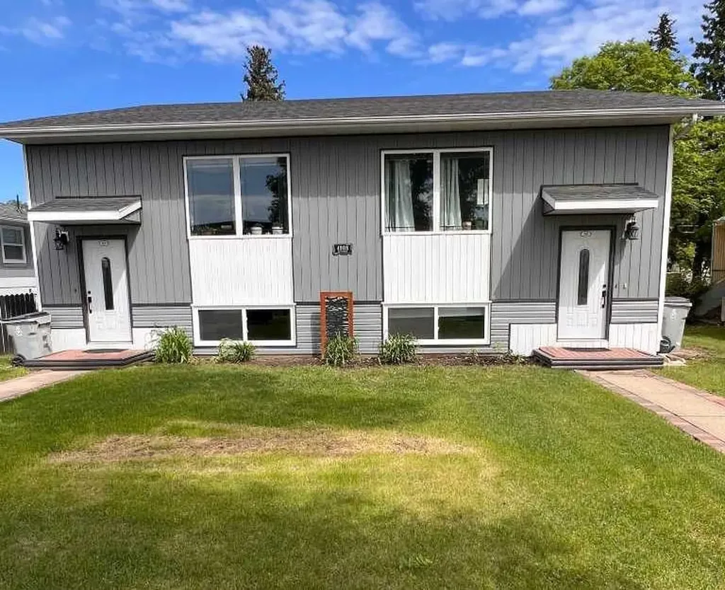 4908 54 Avenue High Prairie AB T0G 1E0