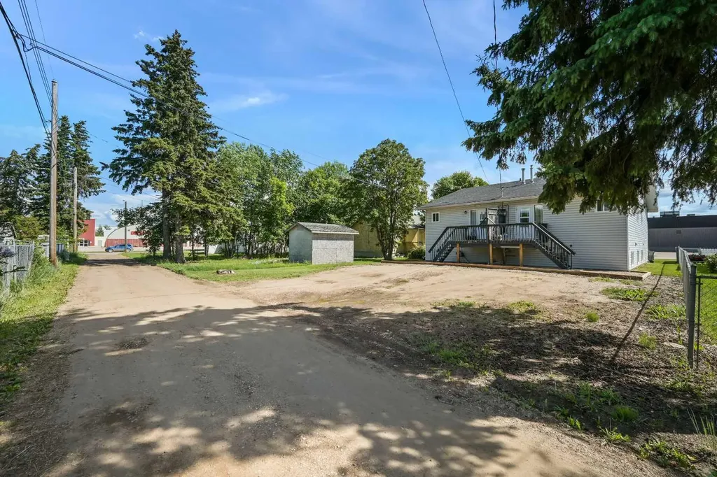 4908 54 Avenue High Prairie AB T0G 1E0