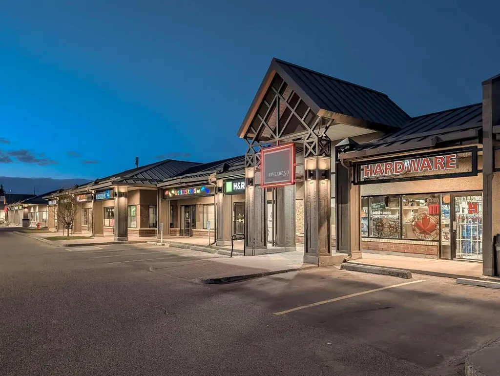 8338 18 Street SE Calgary AB T2C 4E4