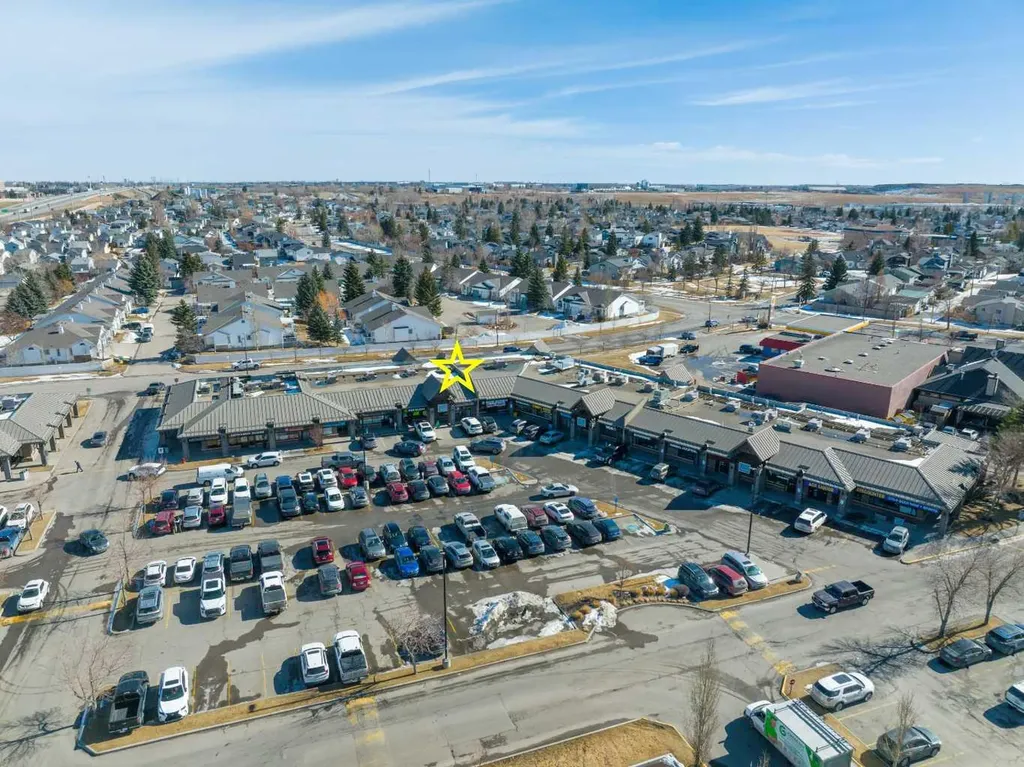 8338 18 Street SE Calgary AB T2C 4E4