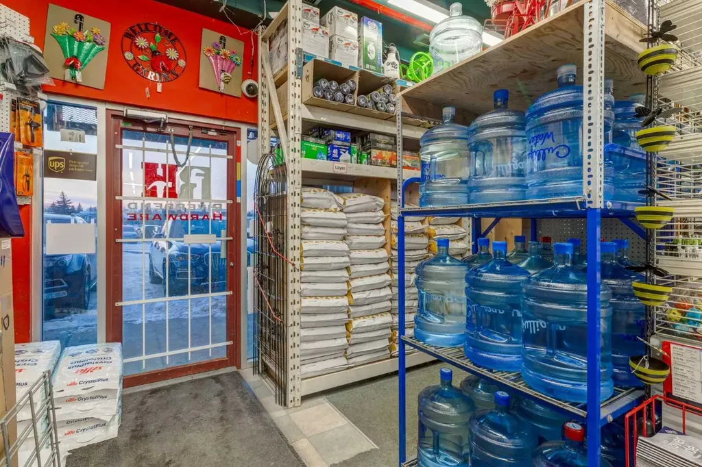 8338 18 Street SE Calgary AB T2C 4E4