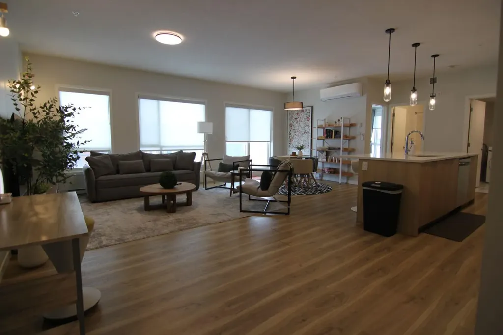 220 Seton Grove SE Calgary AB T3M 3T1