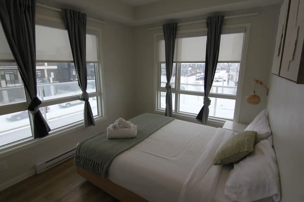 220 Seton Grove SE Calgary AB T3M 3T1
