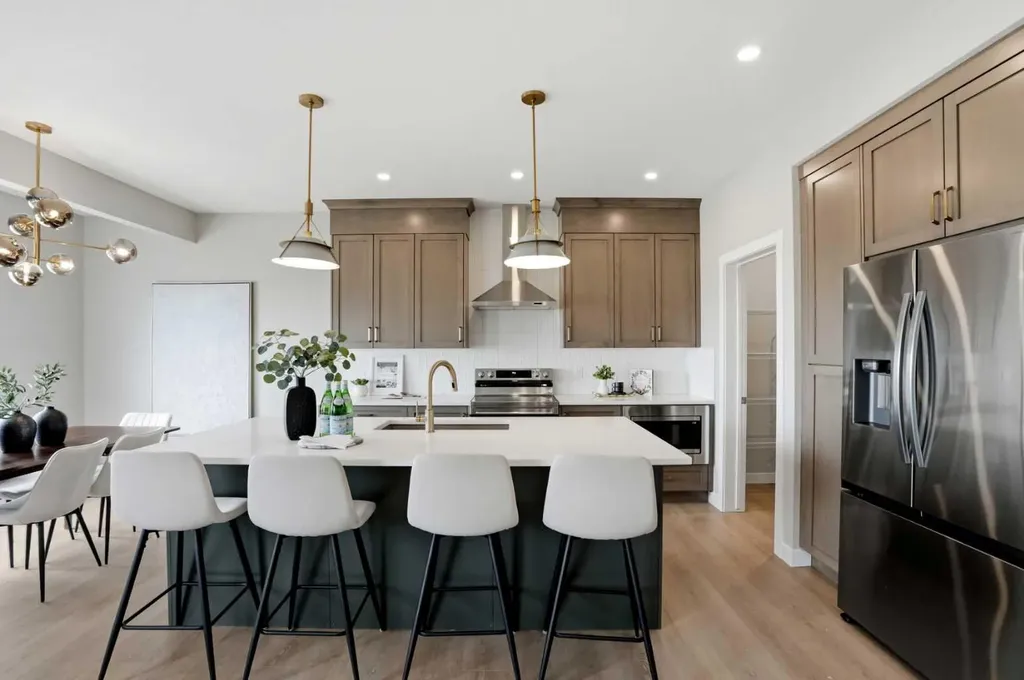 213 Clearview Court Chestermere AB T1X 3A7