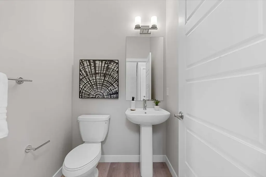 213 Clearview Court Chestermere AB T1X 3A7