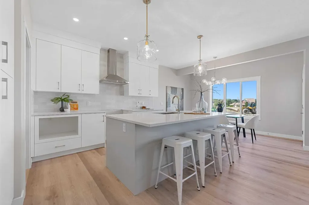 213 Clearview Court Chestermere AB T1X 3A7