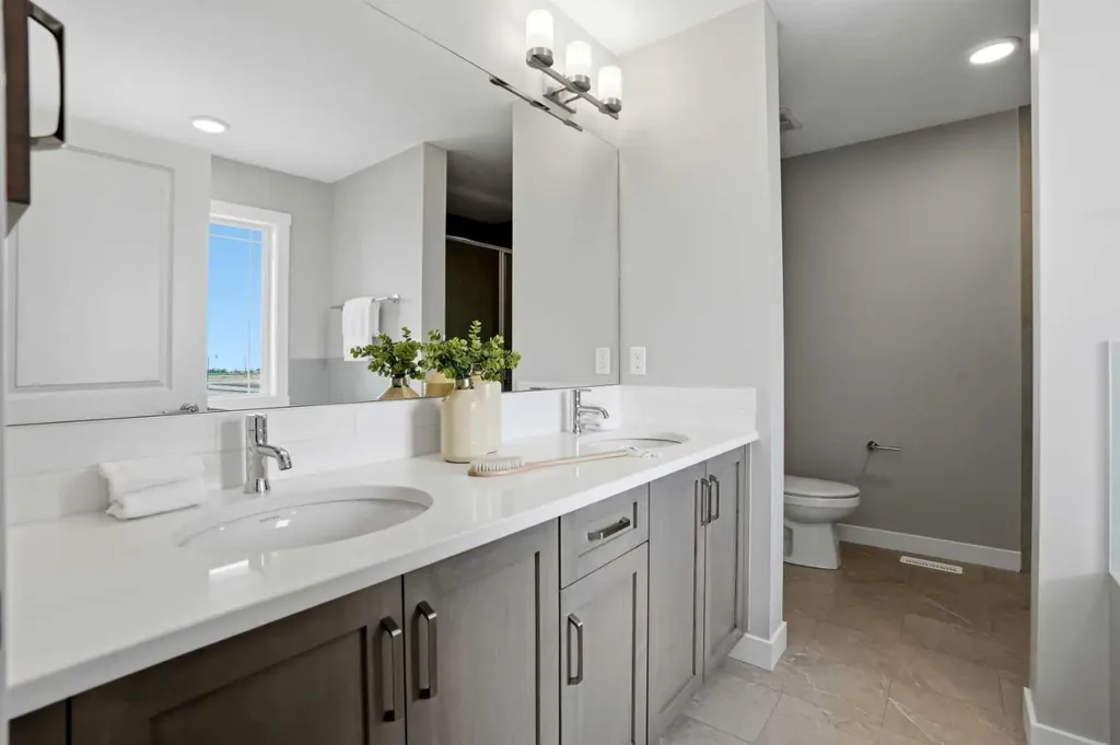 213 Clearview Court Chestermere AB T1X 3A7