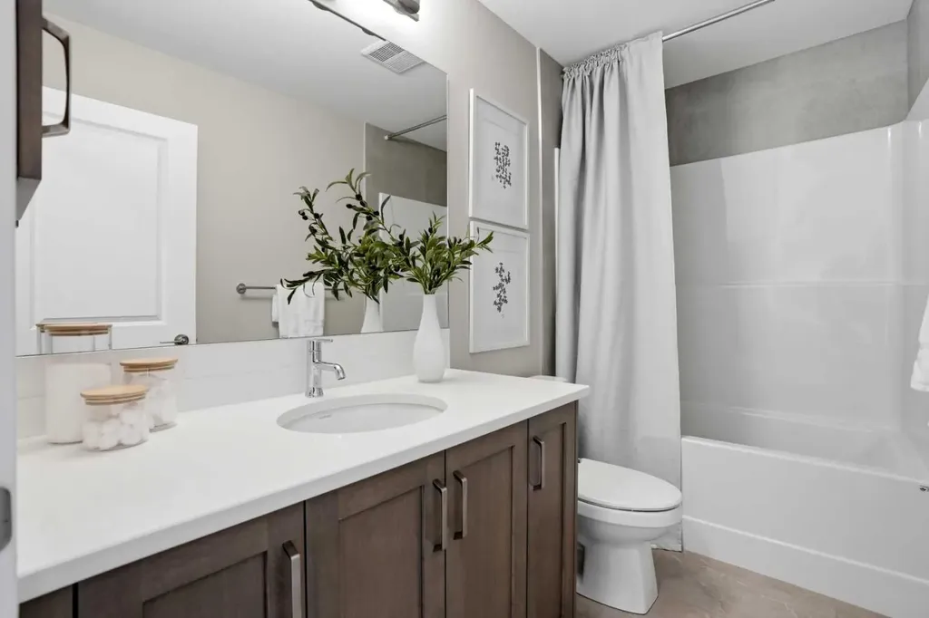 213 Clearview Court Chestermere AB T1X 3A7