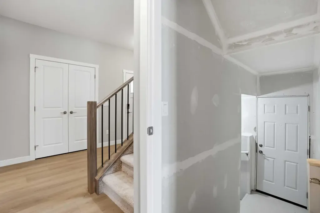 213 Clearview Court Chestermere AB T1X 3A7