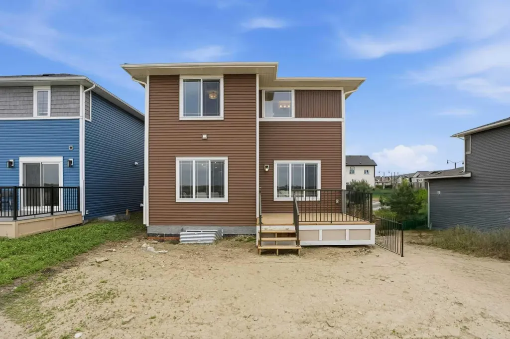 213 Clearview Court Chestermere AB T1X 3A7