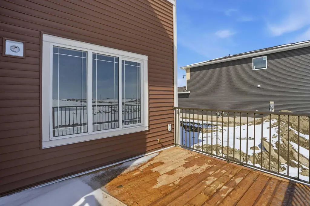 213 Clearview Court Chestermere AB T1X 3A7