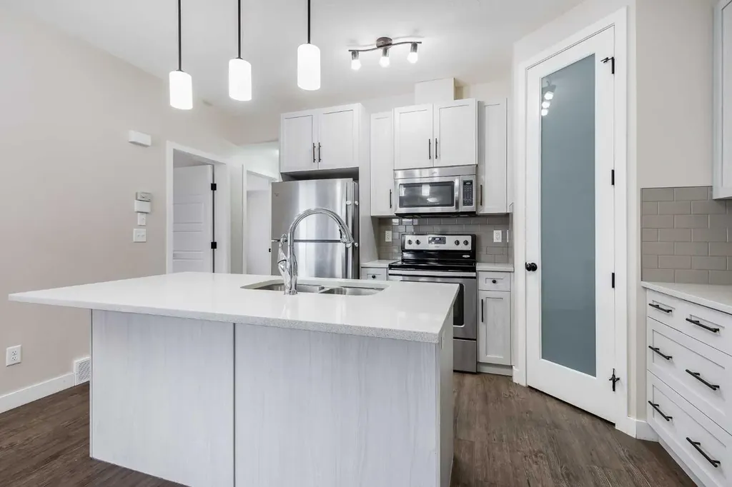 2461 Baysprings Link SW Airdrie AB T4B 4C6