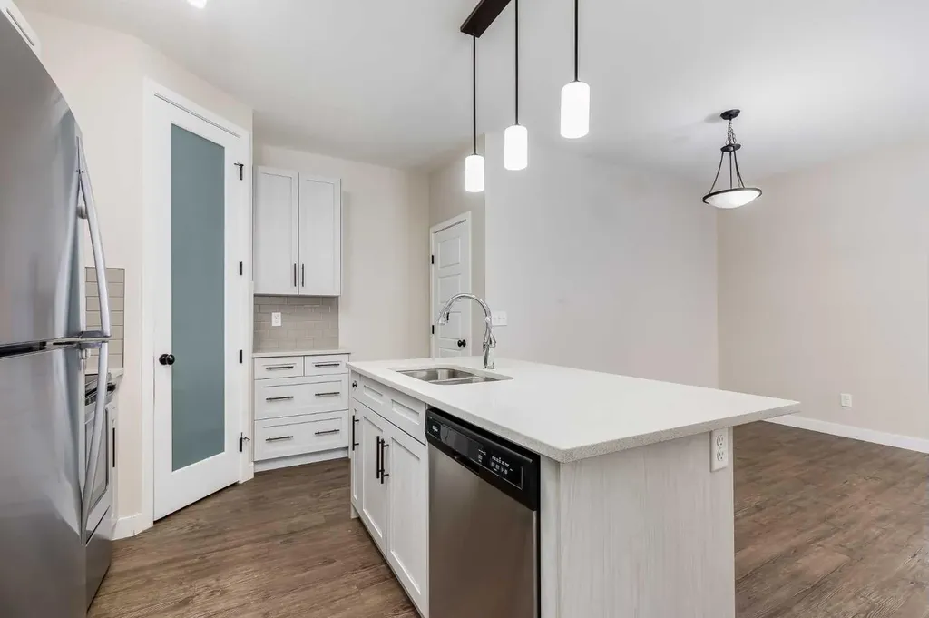 2461 Baysprings Link SW Airdrie AB T4B 4C6