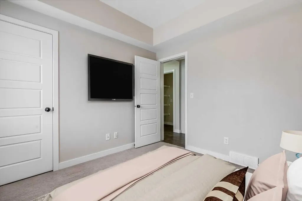 2461 Baysprings Link SW Airdrie AB T4B 4C6