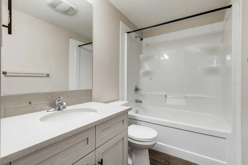 2461 Baysprings Link SW Airdrie AB T4B 4C6