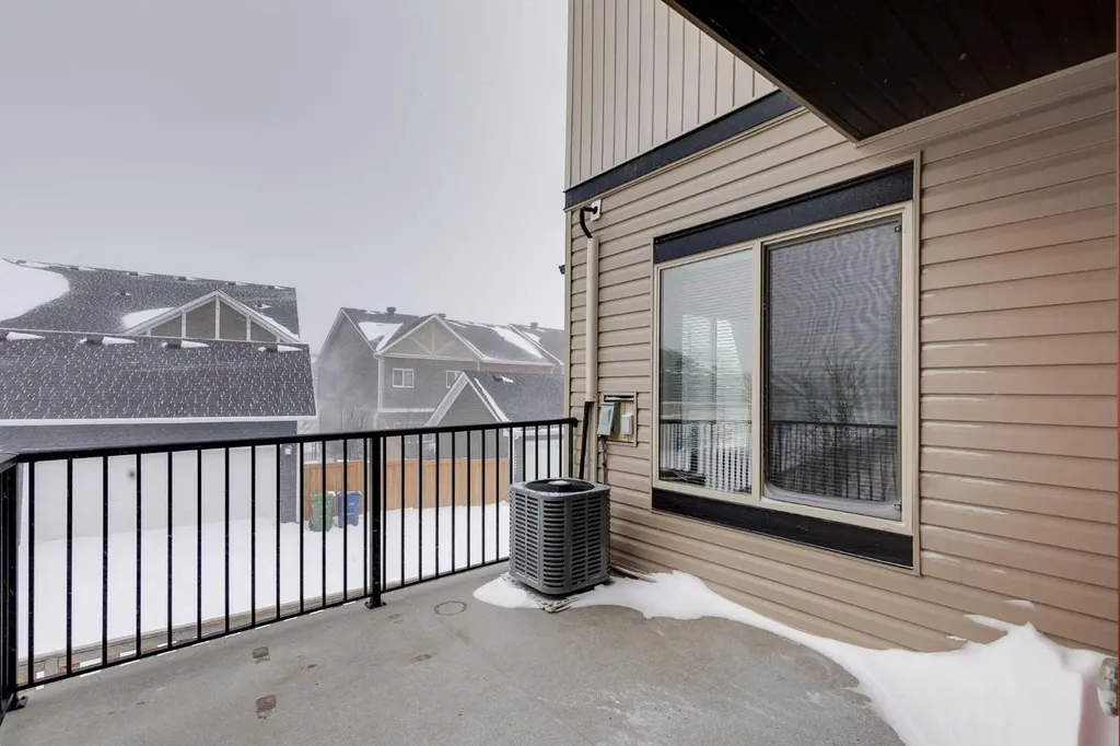 2461 Baysprings Link SW Airdrie AB T4B 4C6