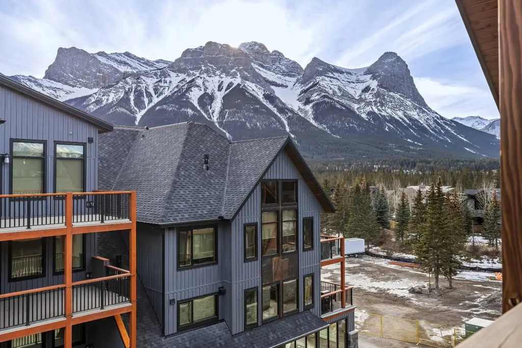 1315 Spring Creek Gate Canmore AB T1W 0N5