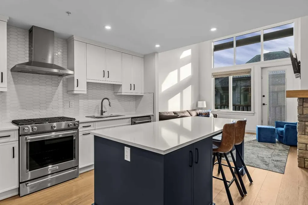 1315 Spring Creek Gate Canmore AB T1W 0N5