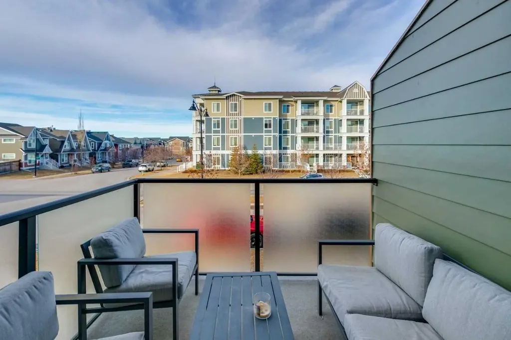 277 Auburn Meadows Drive SE Calgary AB T3M2S1