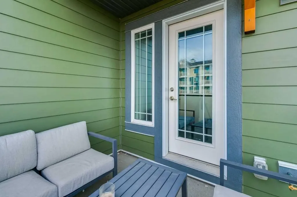 277 Auburn Meadows Drive SE Calgary AB T3M2S1
