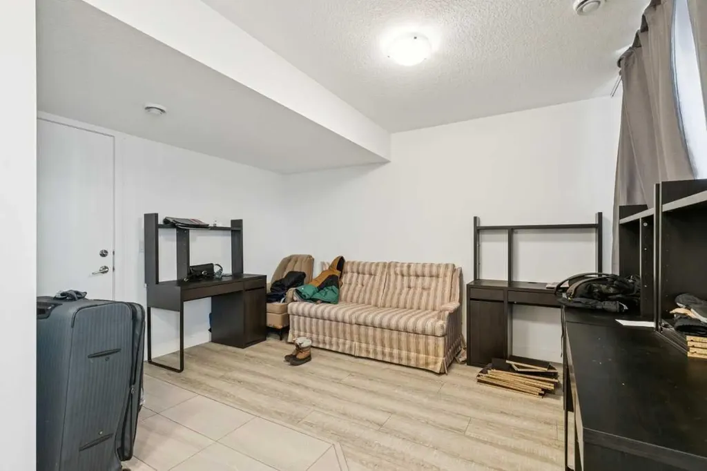 277 Auburn Meadows Drive SE Calgary AB T3M2S1
