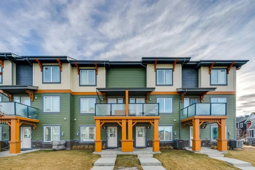 277 Auburn Meadows Drive SE Calgary AB T3M2S1