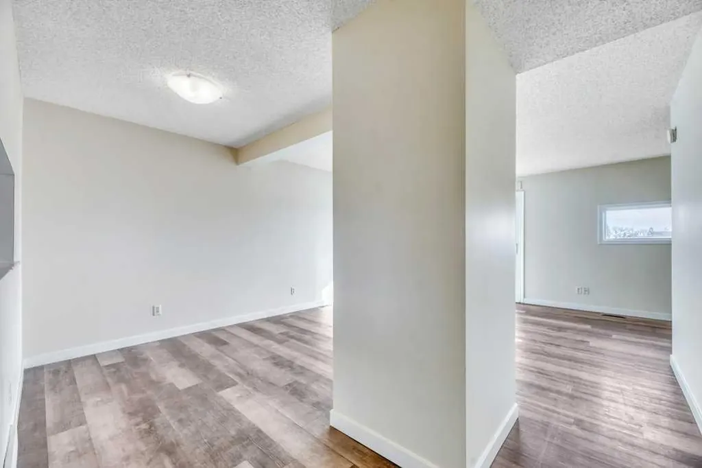 131 Templehill Drive NE Calgary AB T2Y 4T1