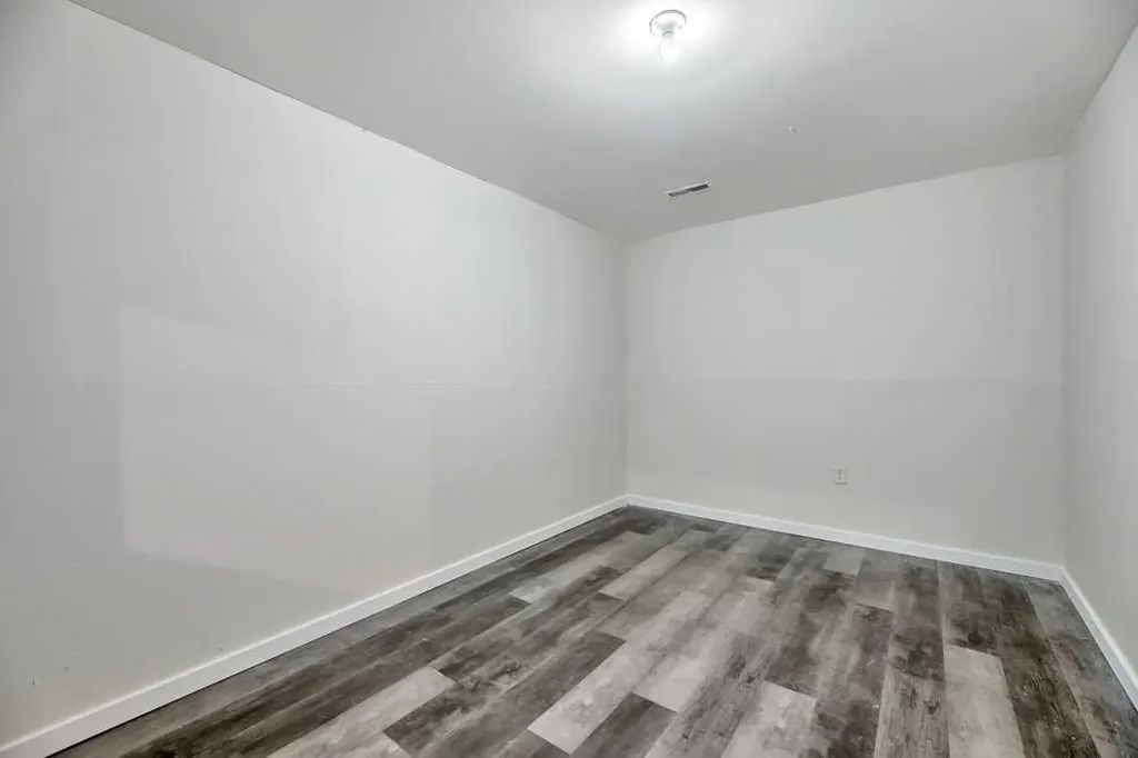 131 Templehill Drive NE Calgary AB T2Y 4T1