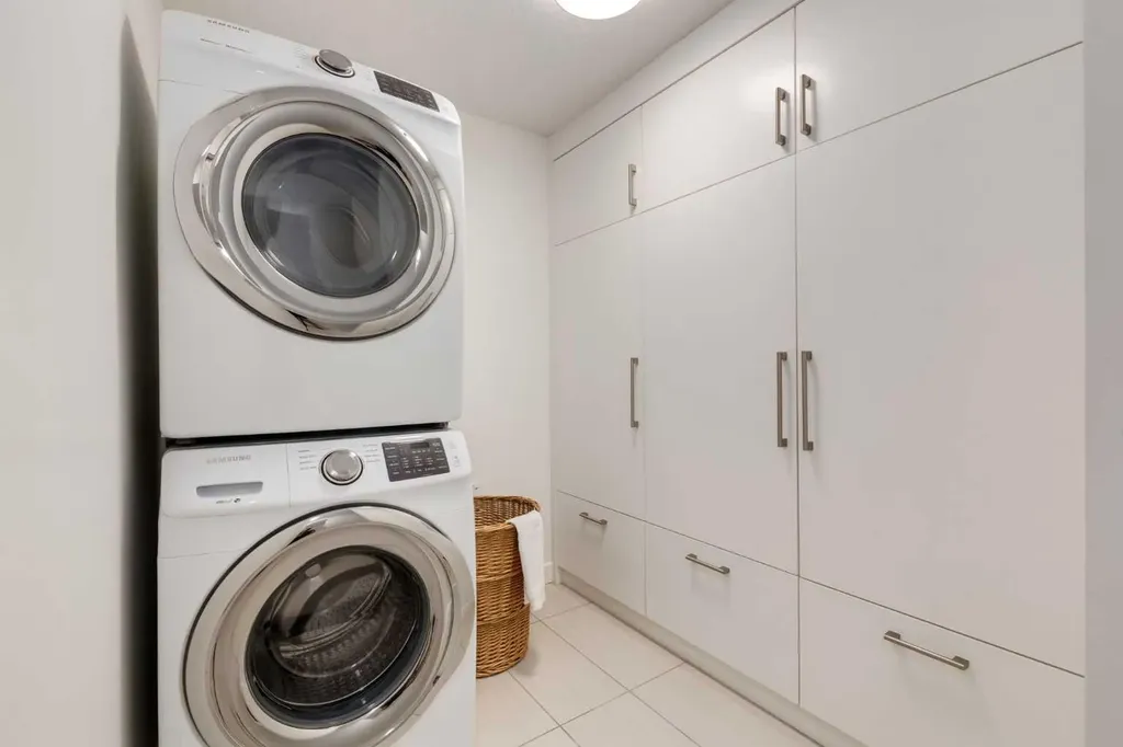 29 Cranleigh Park SE Calgary AB T3M1H3