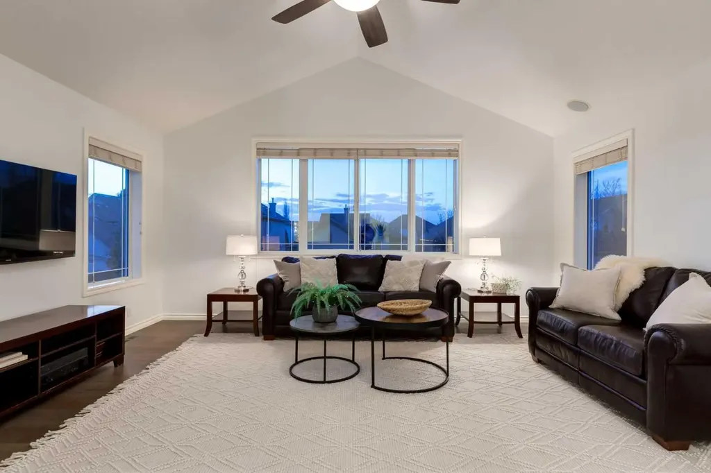 29 Cranleigh Park SE Calgary AB T3M1H3