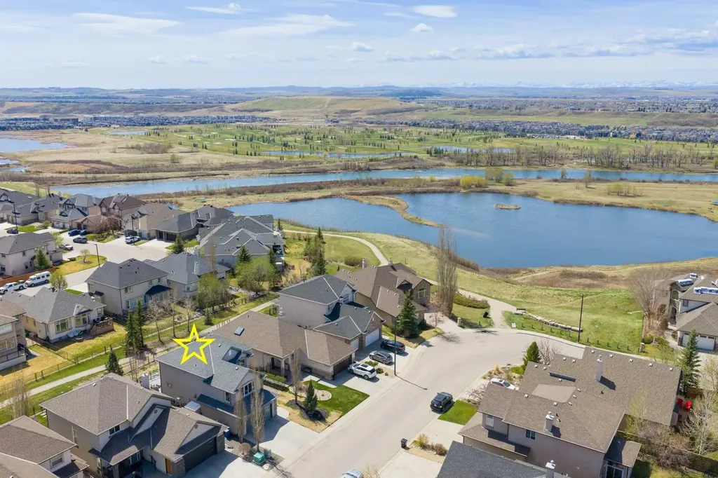 29 Cranleigh Park SE Calgary AB T3M1H3