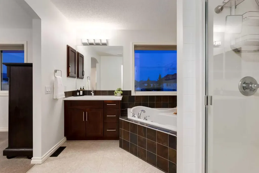 29 Cranleigh Park SE Calgary AB T3M1H3